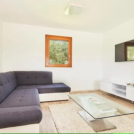 Tatil Evi Villa Buje *